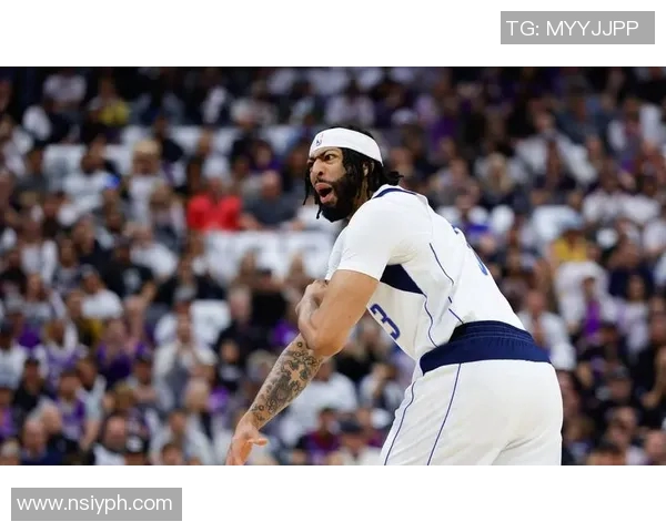 独行侠与勇士激战正酣比分揭晓精彩瞬间回顾与分析