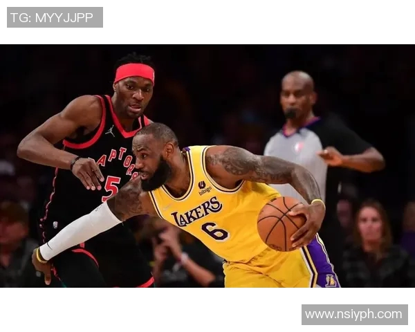 猛龙与勇士激战回顾11月30日精彩比赛录像分析与亮点总结