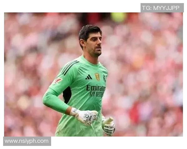 库尔图瓦：守护球门的铁血战士与传奇门将之路