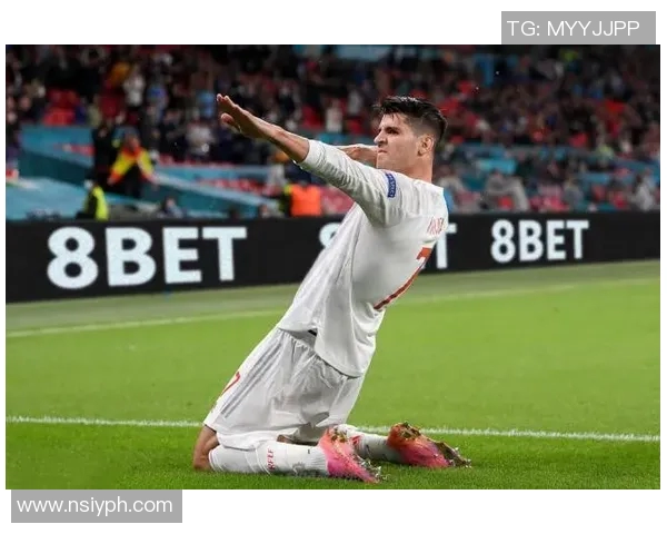 斯洛伐克与意大利精彩对决全场集锦回顾与分析