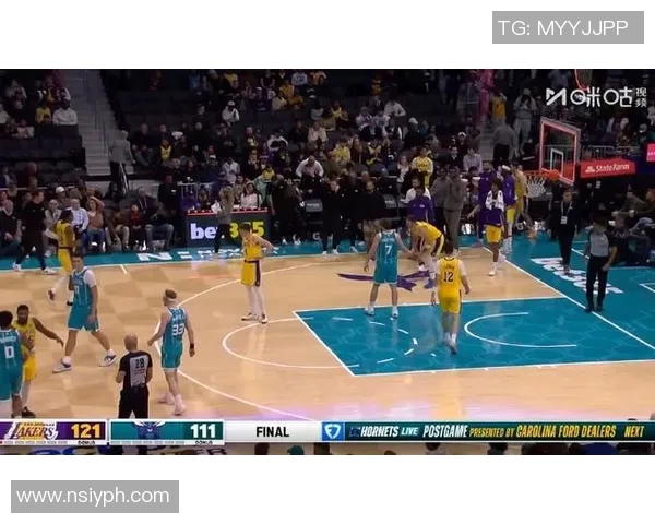 湖人对决黄蜂精彩赛事回顾与分析球员表现及战术布局探讨