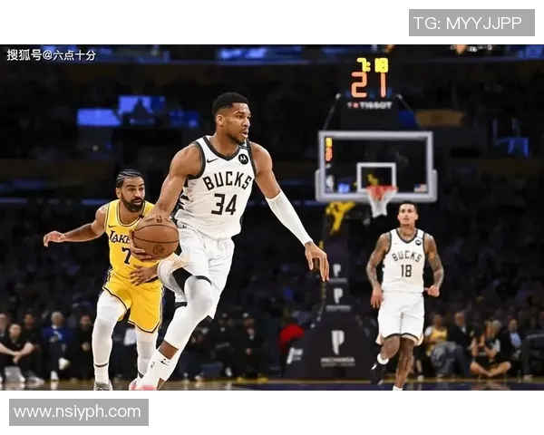 字母哥愤怒撕球衣雄鹿惨败后更衣室内冲突不断引发热议