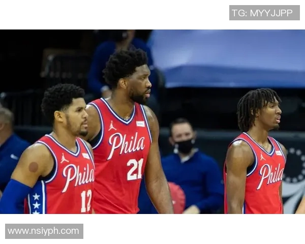 拉塞尔对决76人展现精彩篮球盛宴引发球迷热议