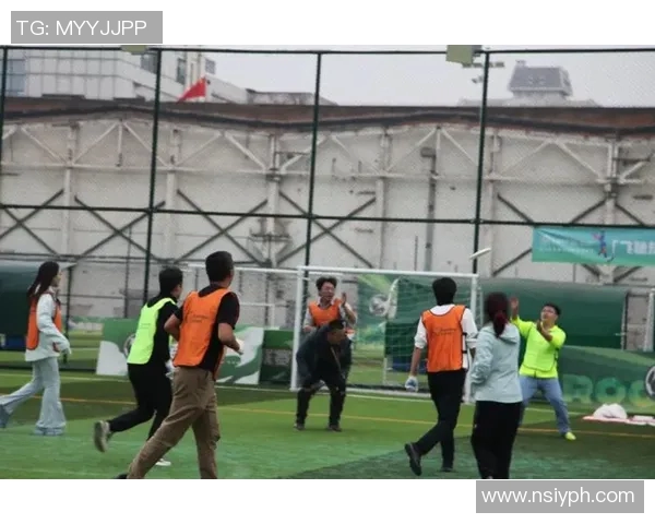 飞盘之舞：深入广州飞盘队的默契配合与战术解析MBA